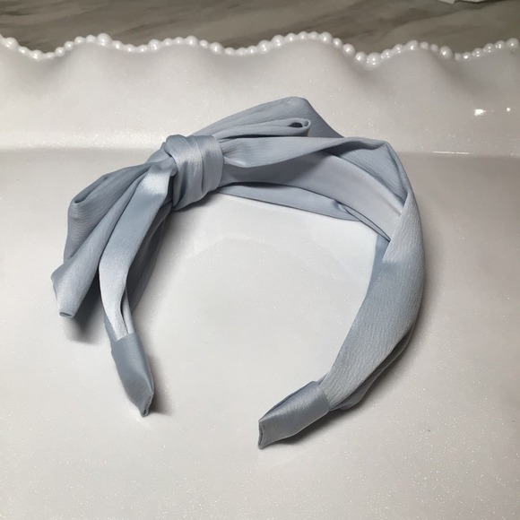Kristin Ess Accessories - Kristin Ess Satin Headband Vintage Blue With Gift Box-something blue-old money